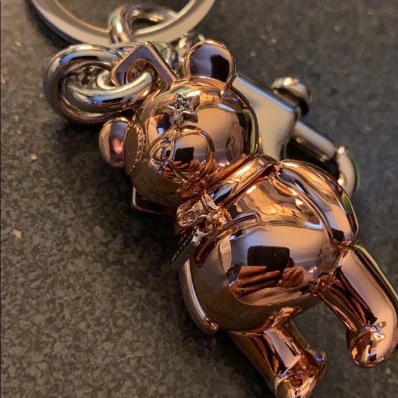 NEW COACH 3d bear bag charm rose gold - Picture 7 of 10